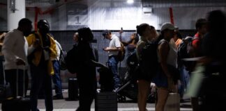 Trump Administration Resumes US Global Entry Program Amid DHS Shutdown Travel disruptions