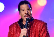 Lionel Richie Urges Rising Stars to Connect with Fans Following Chappell Roan Incident